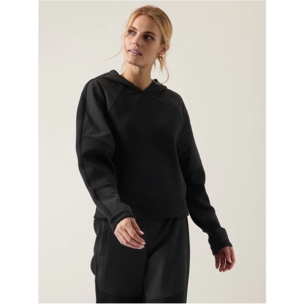 Athleta Get Set Sweatshirt NWT LARGE
